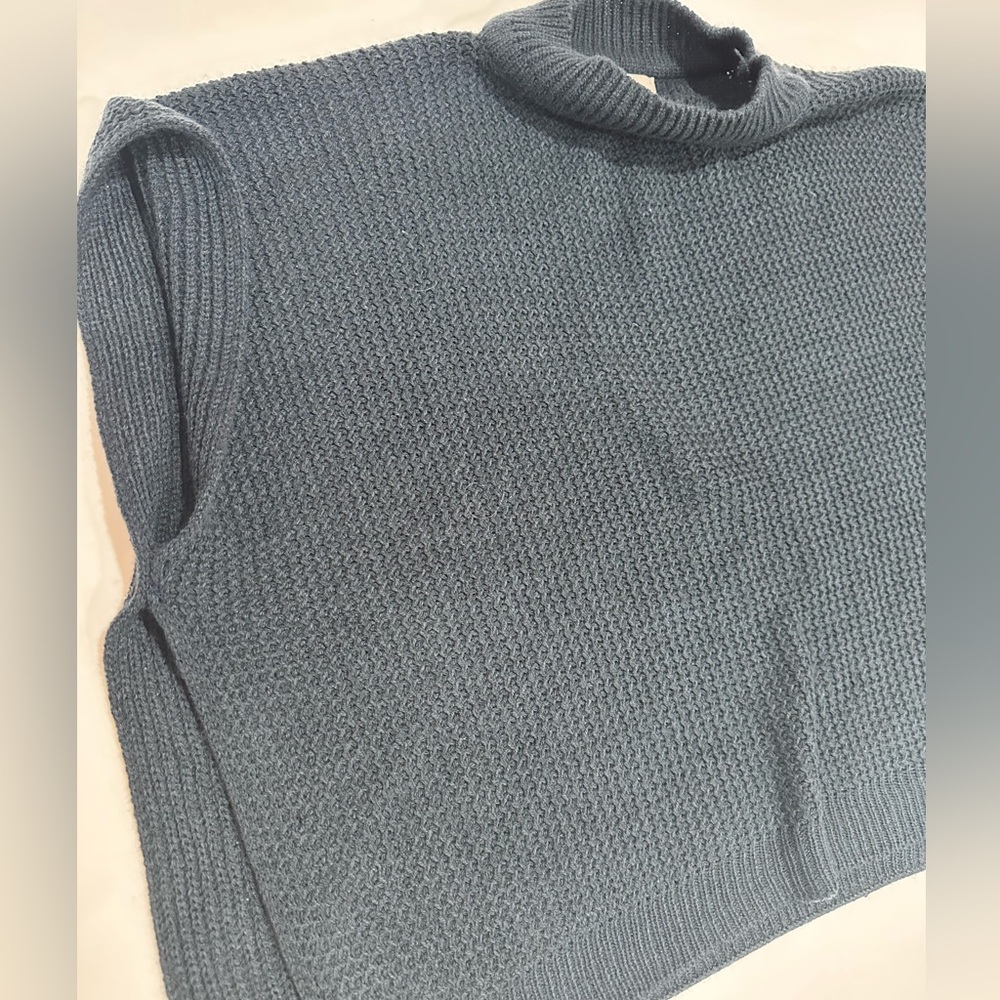 LOFT Dark Navy MockTurtleneck Sleeveless Sweater